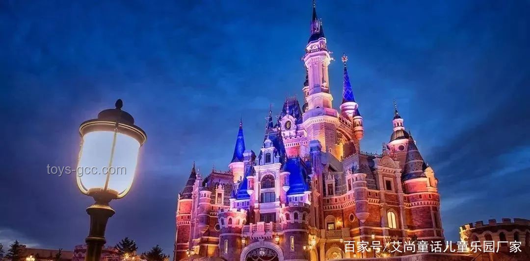 迪士尼风云突变：游客冲突背后的创新思维启示录 🔍✨